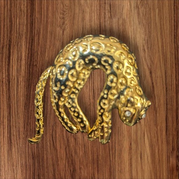 Gold-Tone Leopard Brooch With Rhinestone Eyes   Articulated Tail - Picture 4 of 6